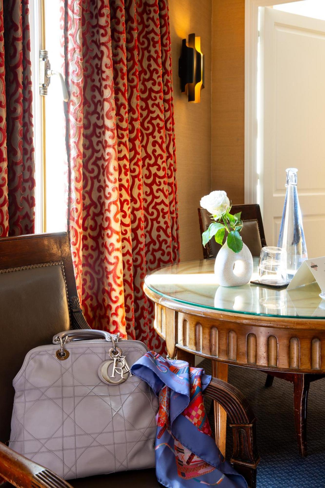 Hotel Le Relais Saint-Germain Париж Екстериор снимка