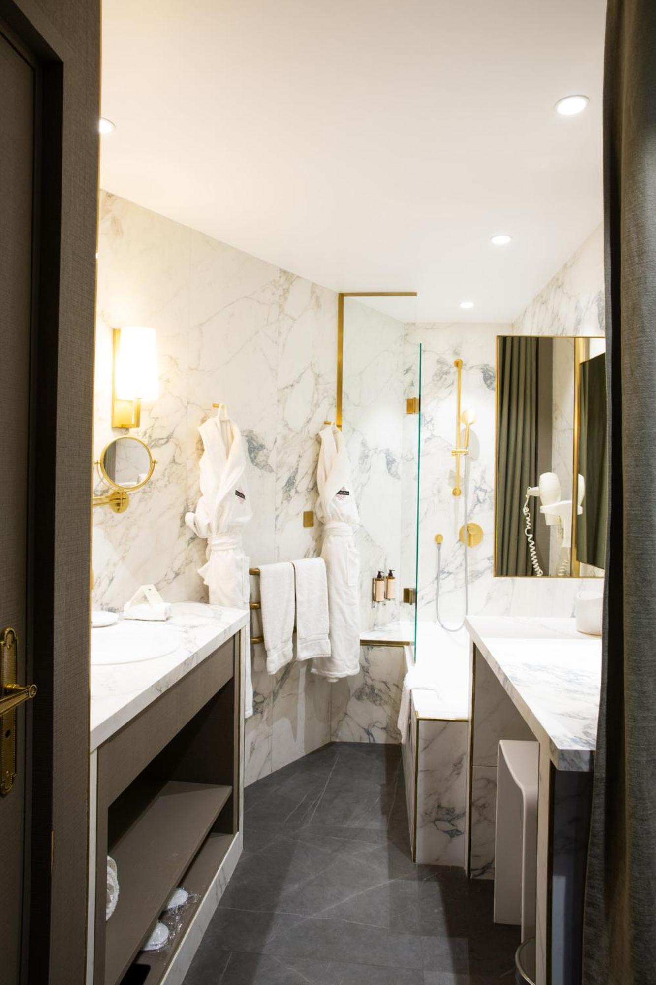 Hotel Le Relais Saint-Germain Париж Екстериор снимка